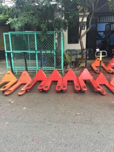 Xe nâng tay cũ Nhật bảo hành 12 tháng